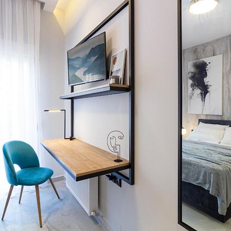 P Deluxe Suite2 Thessaloníki Exteriör bild