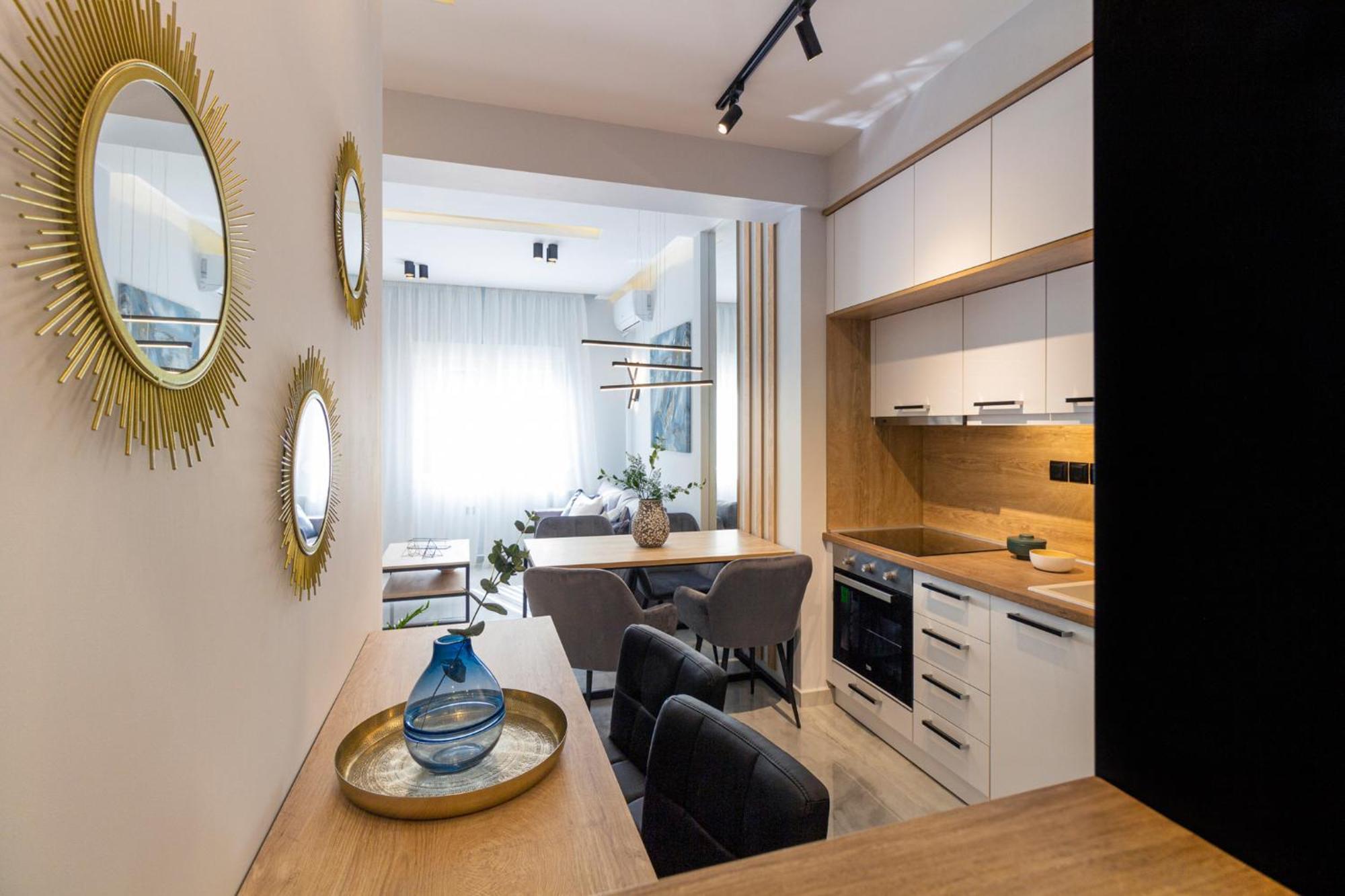 P Deluxe Suite2 Thessaloníki Exteriör bild